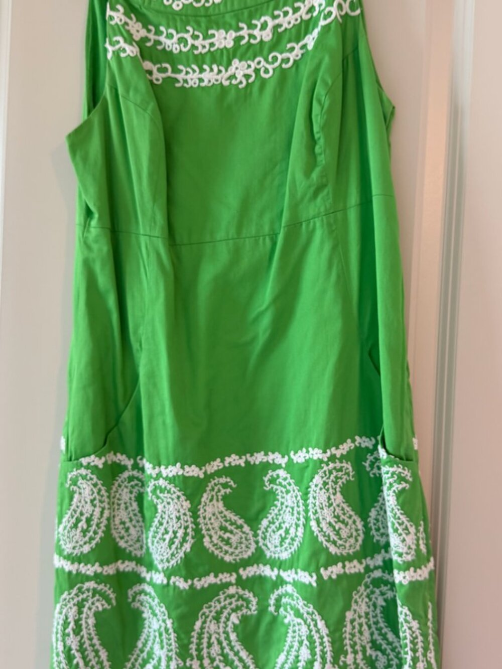 Lillly Pulitzer Green & White Embroidered Dress - Picture 2 of 4